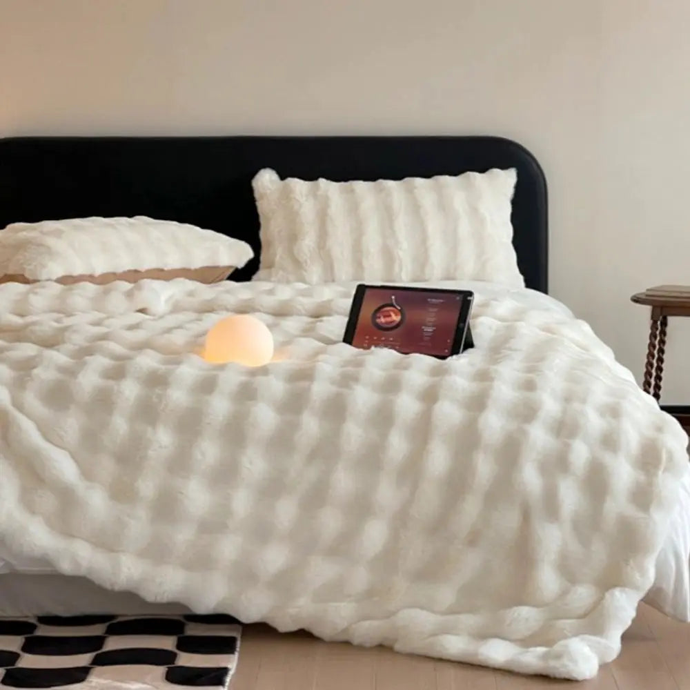 CloudHaven™ Faux Rabbit Weighted Blanket