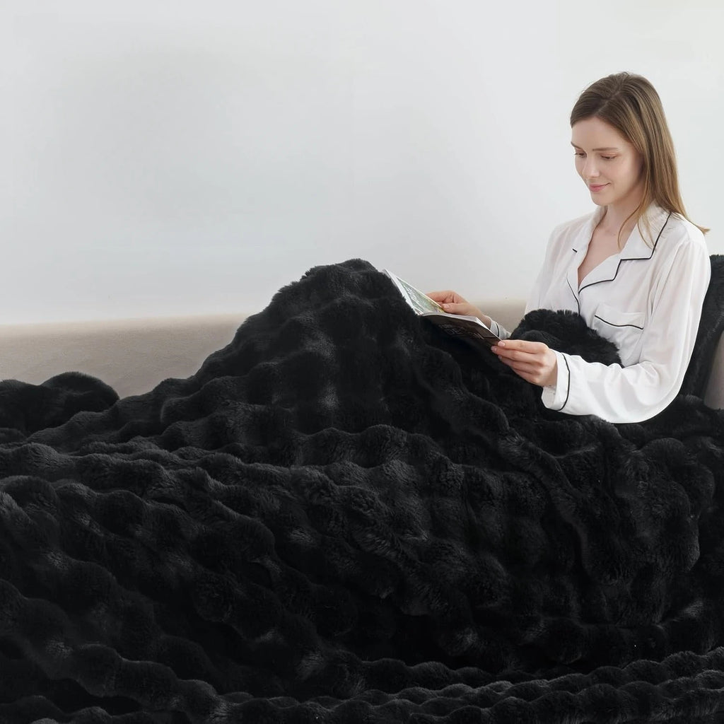 CloudHaven™ Faux Rabbit Weighted Blanket